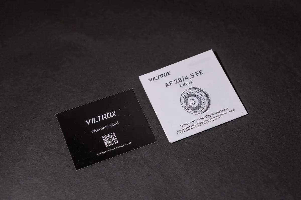 薄型で小型のAF付き単焦点レンズ「VILTROX AF 28mm F4.5 FE」実写
