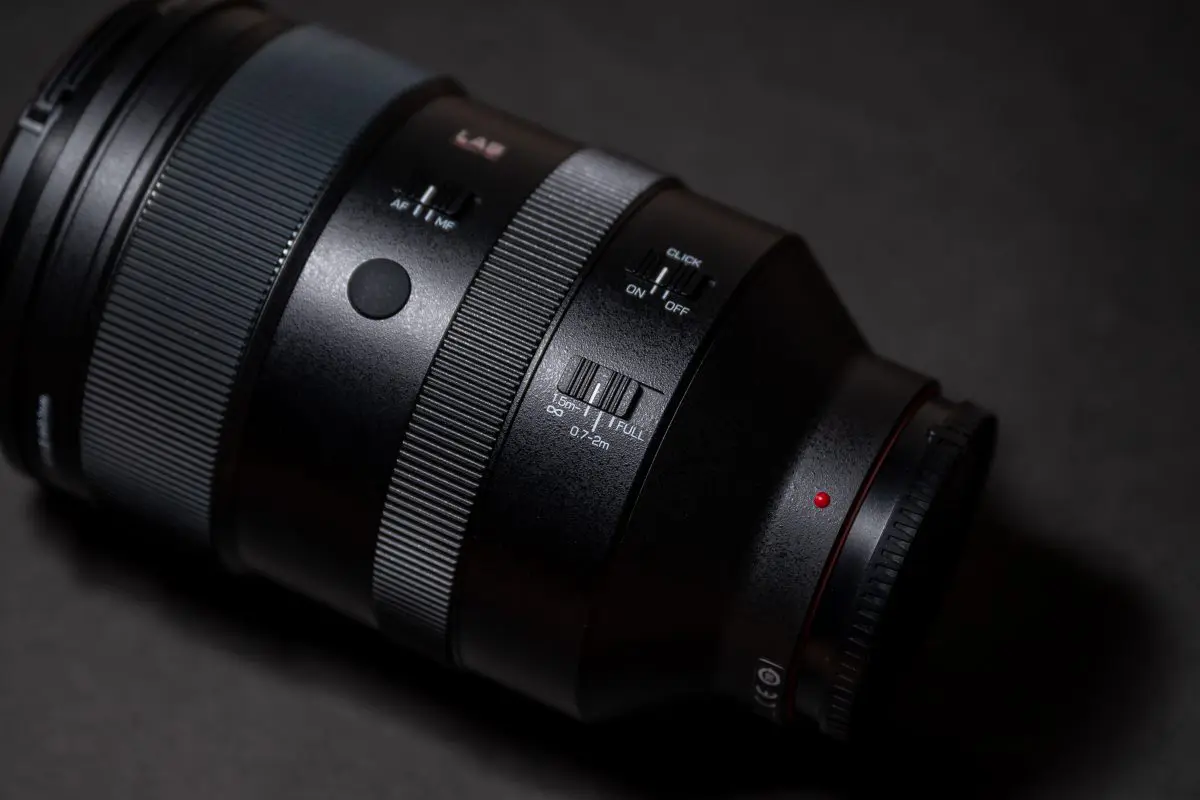 最高品質を手軽に体験できる単焦点レンズ「VILTROX AF 135mm F1