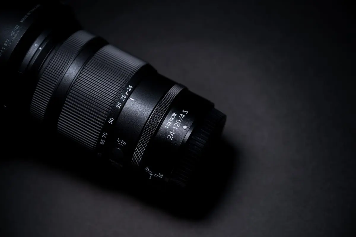 ＜美品＞ Nikon NIKKOR Z 24-120mm f/4 S｜高解像 Nikon】NIKKOR Z 24-120mm F4 Sとお散歩 | THE MAP TIMES